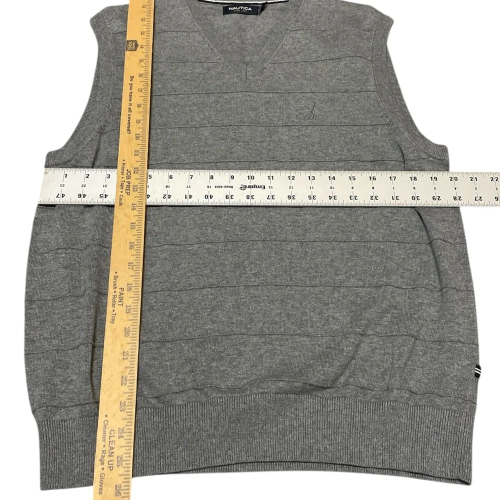 Men's Nautica Sweater Vest 100% Cotton Gray w Horizontal Textured Ribs Size M